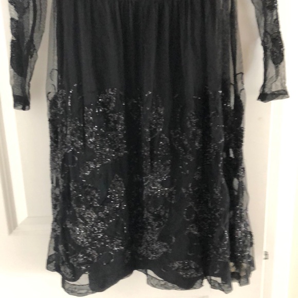 Dress - Picture 2 of 4